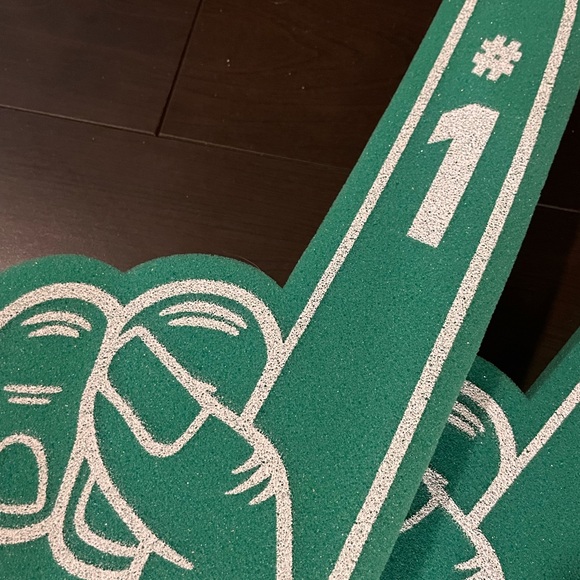 NEW SET OF 2 HOCKEY FAN FOAM FINGERS TD BRANDING SPORTS MEMOROBILIA - Picture 2 of 3
